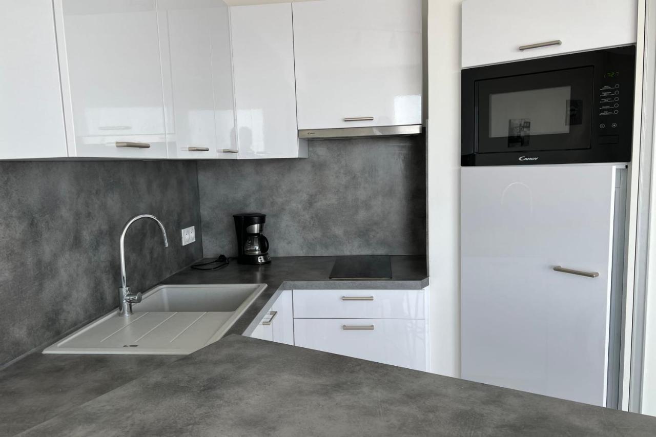 Les Pieds Dans Le Sable Appartement Vue Mer 1 Chambre 1 Cabine Le Grau-du-Roi Exterior foto